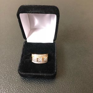 Gold Diamond ring